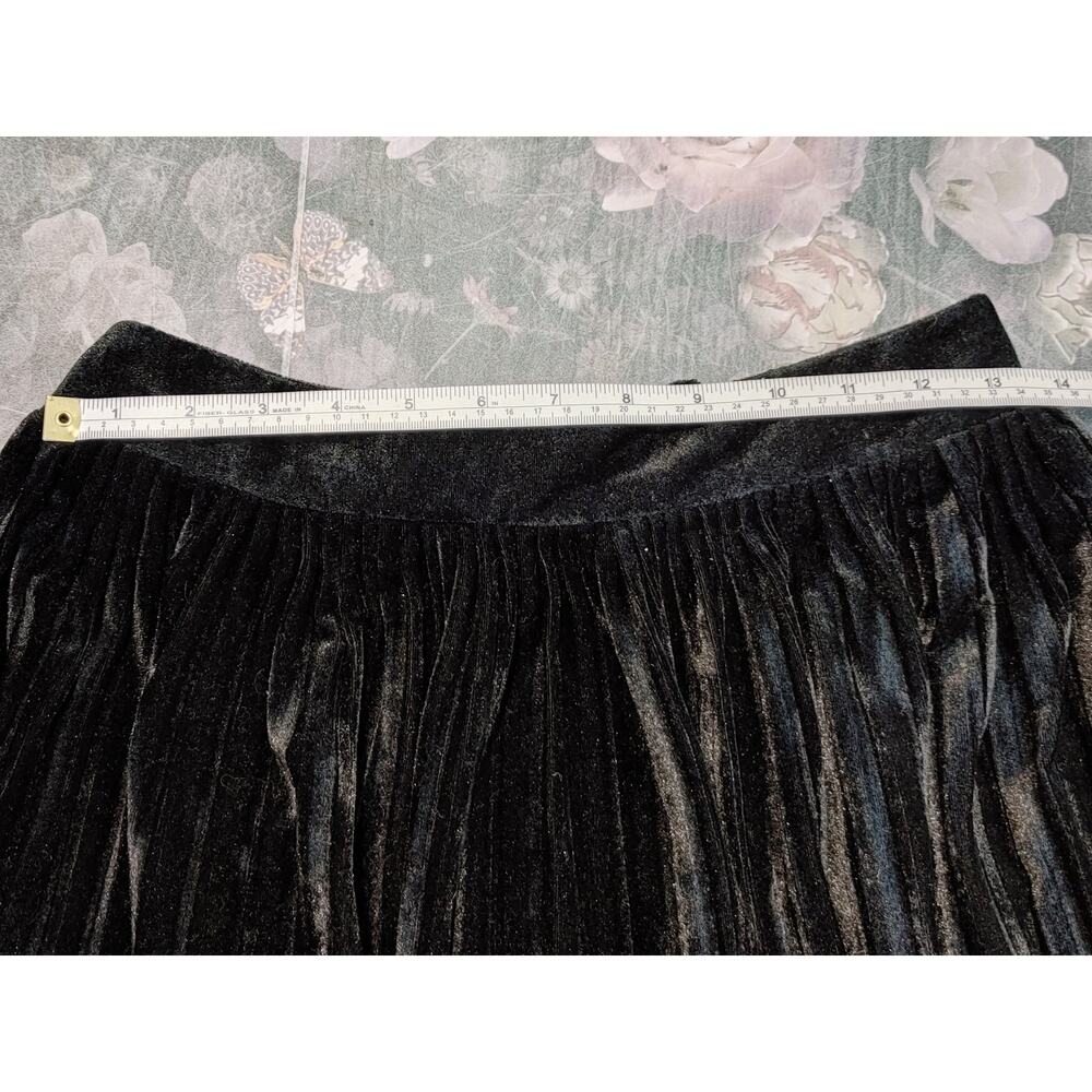 Attitude Unknown Pleated A-Line Midi Velvet Skirt High Rise Black Womens Size M - Picture 7 of 8